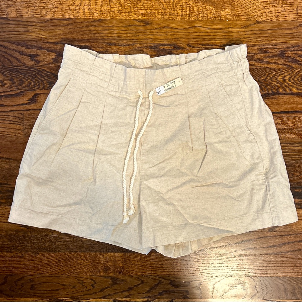 BRAND NEW Madewell Khaki Paperbag Shorts
